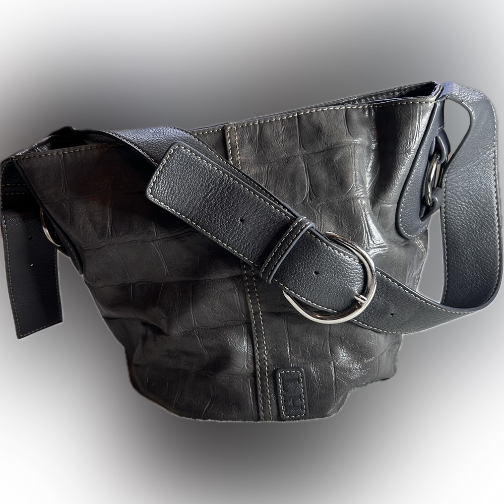 Louenhide Bucket Purse